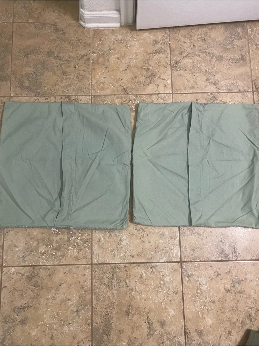 2 Pottery Barn Textured Beaded Sage Decorative Square Trellis Pillow Shams 19x19